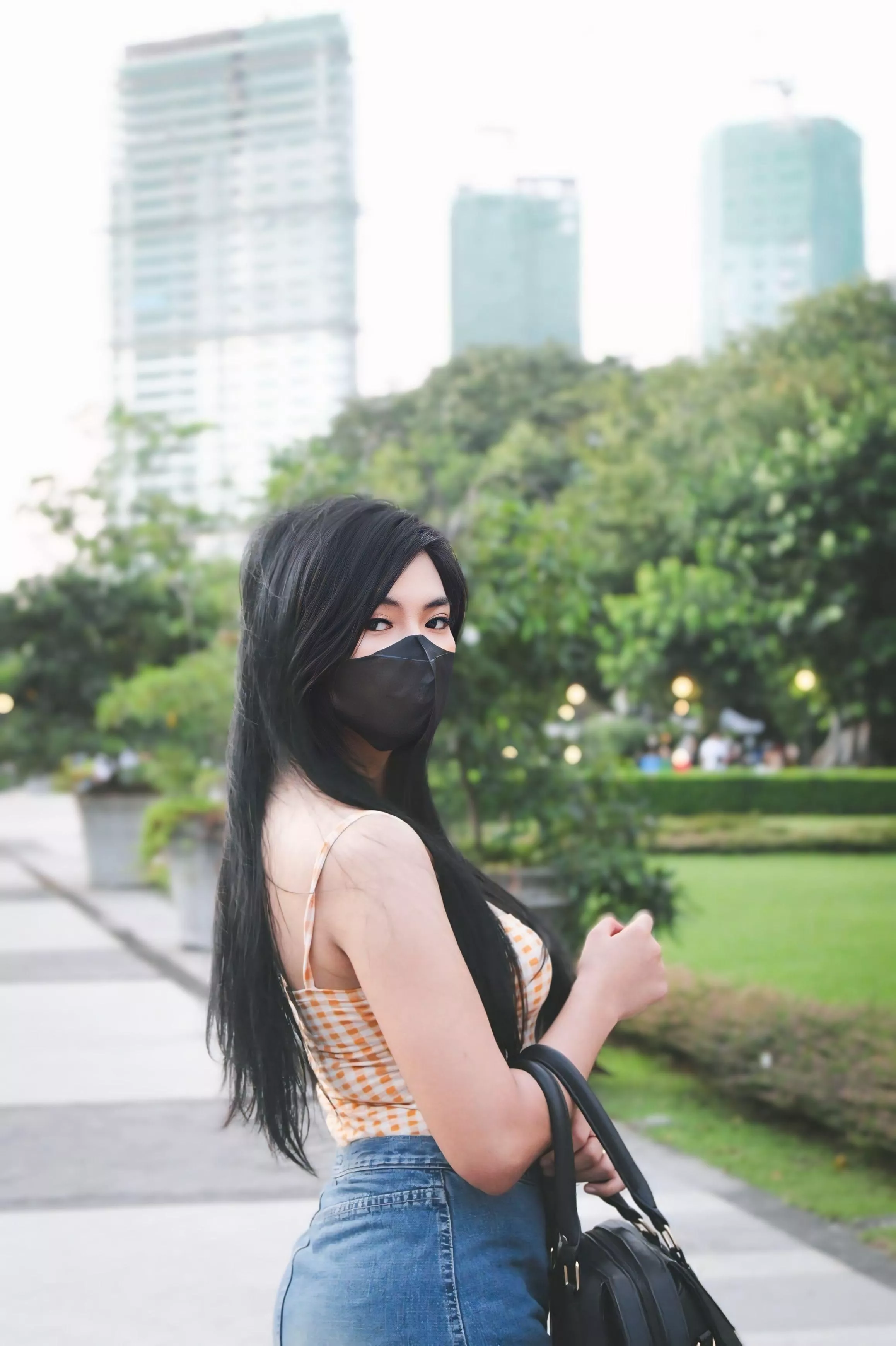 do yourself a favor and drain your wallet on me 😌