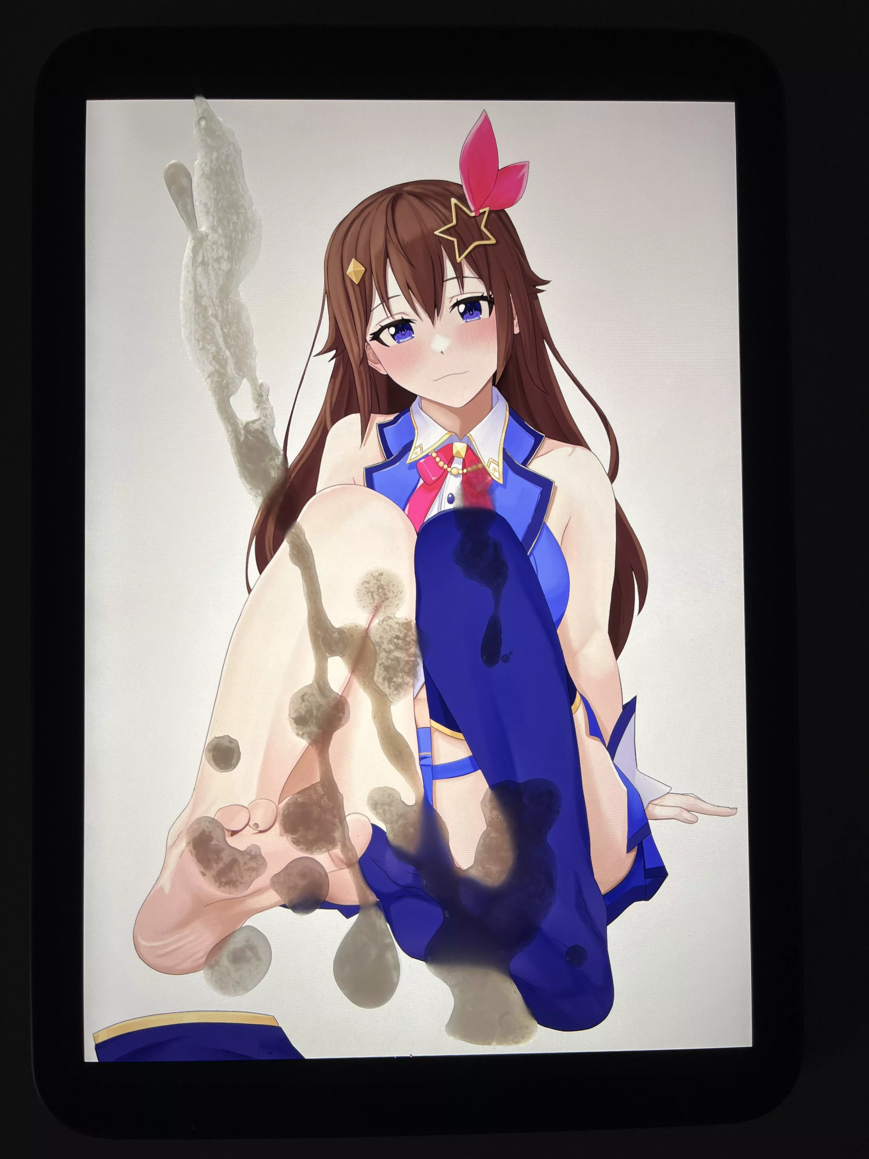 Drained by Sora’s feet.