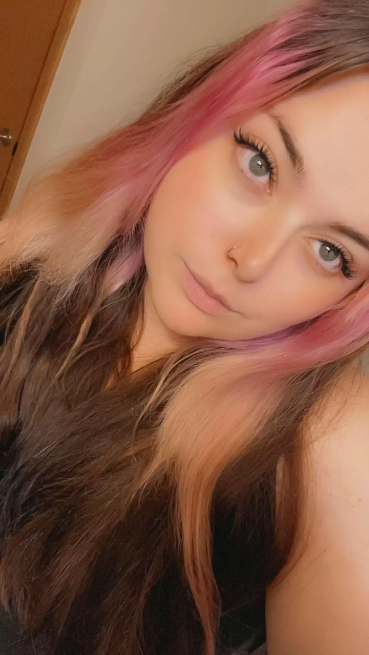 F24 Hey! Would you like to fuck a pregnant girl?