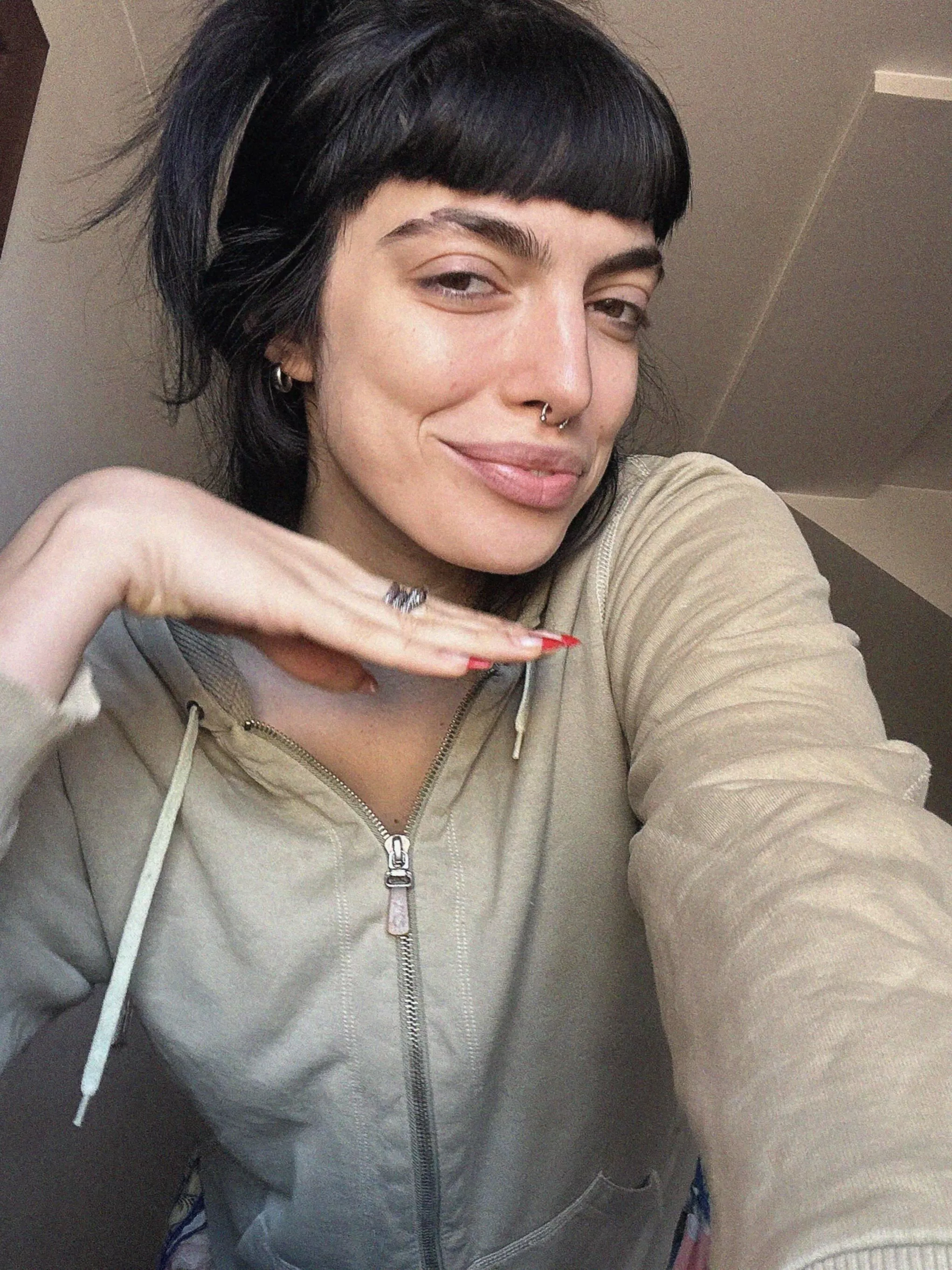 Feeling cute and kinda craving a cheeky chat