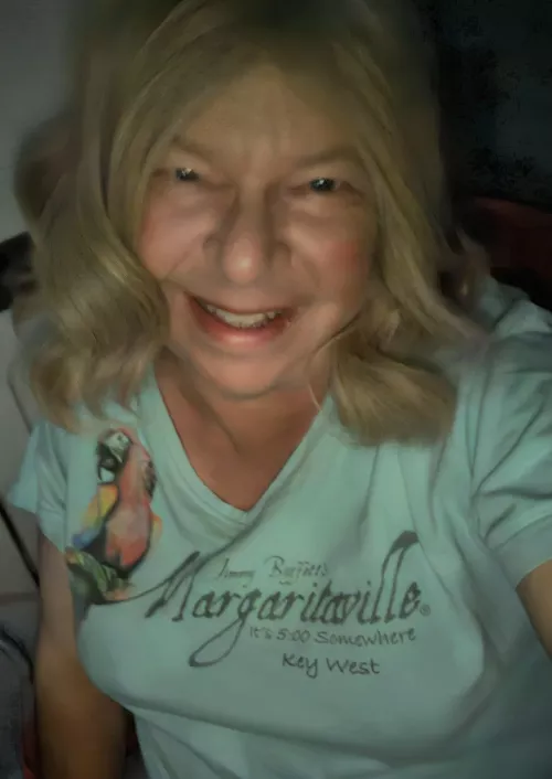 Feeling cute, and watching the World Series. Go Dodgers! 