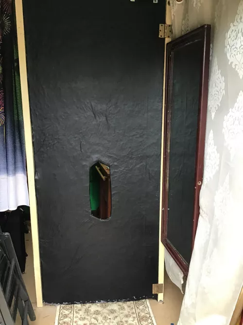 Glory hole open all day East side 