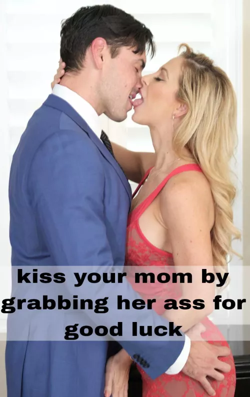 Good luck kiss to mom 