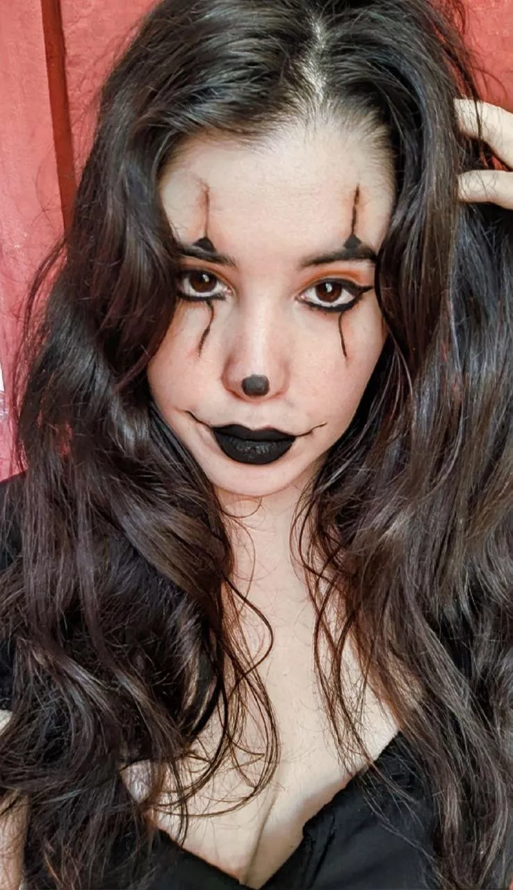 Gothic clown woman [OC]