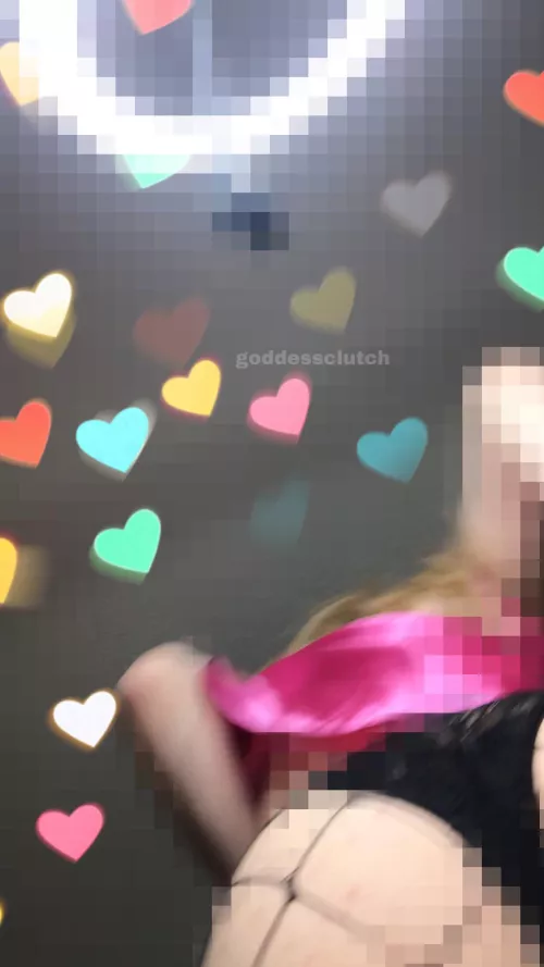 haha how does the 1 uncensored square still make your loser d1ck hard?