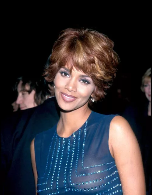 Halle Berry 