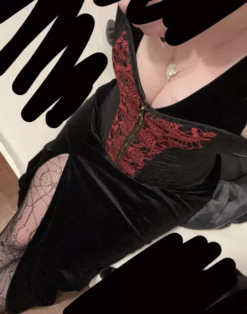 halloween is coming up 😈