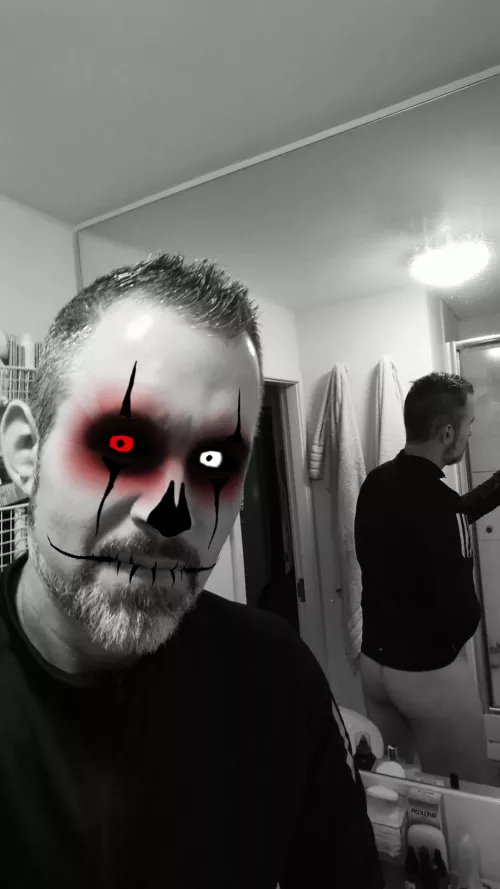 Happy Halloween (m)y fellow ghouls 🎃