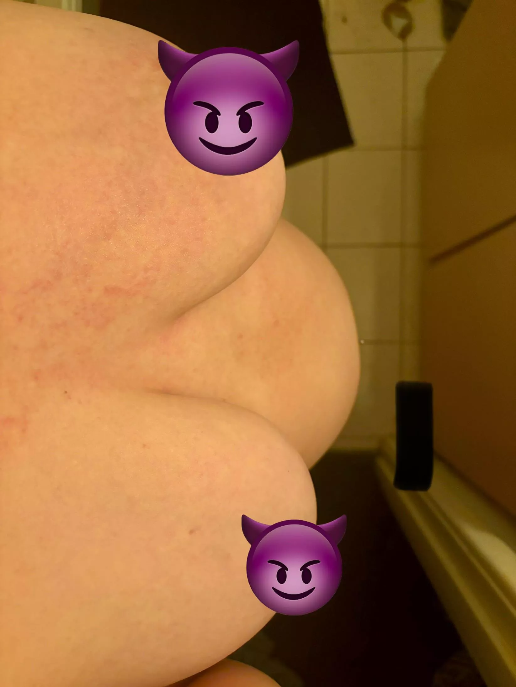 Help! I can’t see my toes anymore—when did I get this big?!