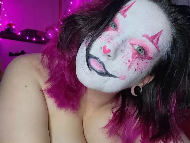 Honk Honk while I go down you