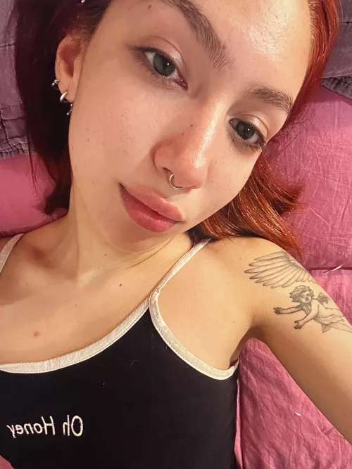 i bet u wanna bend me over right now (UK)