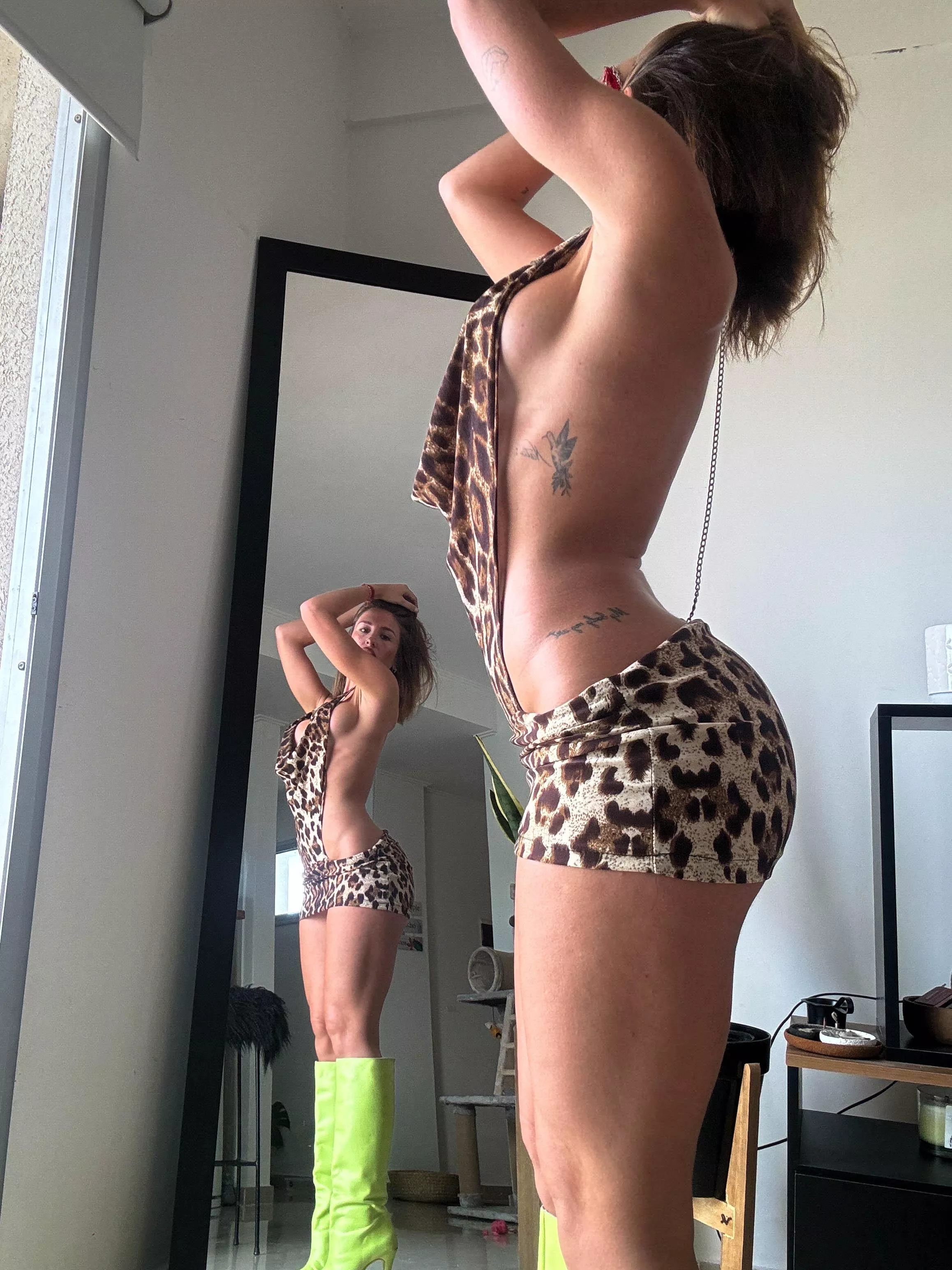 I love when you fuck me against the mirror