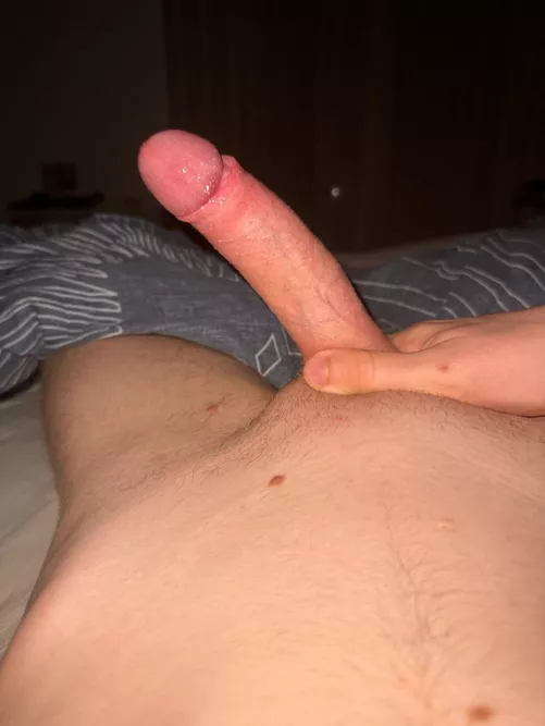 i take so many pics but got no one to send them to…