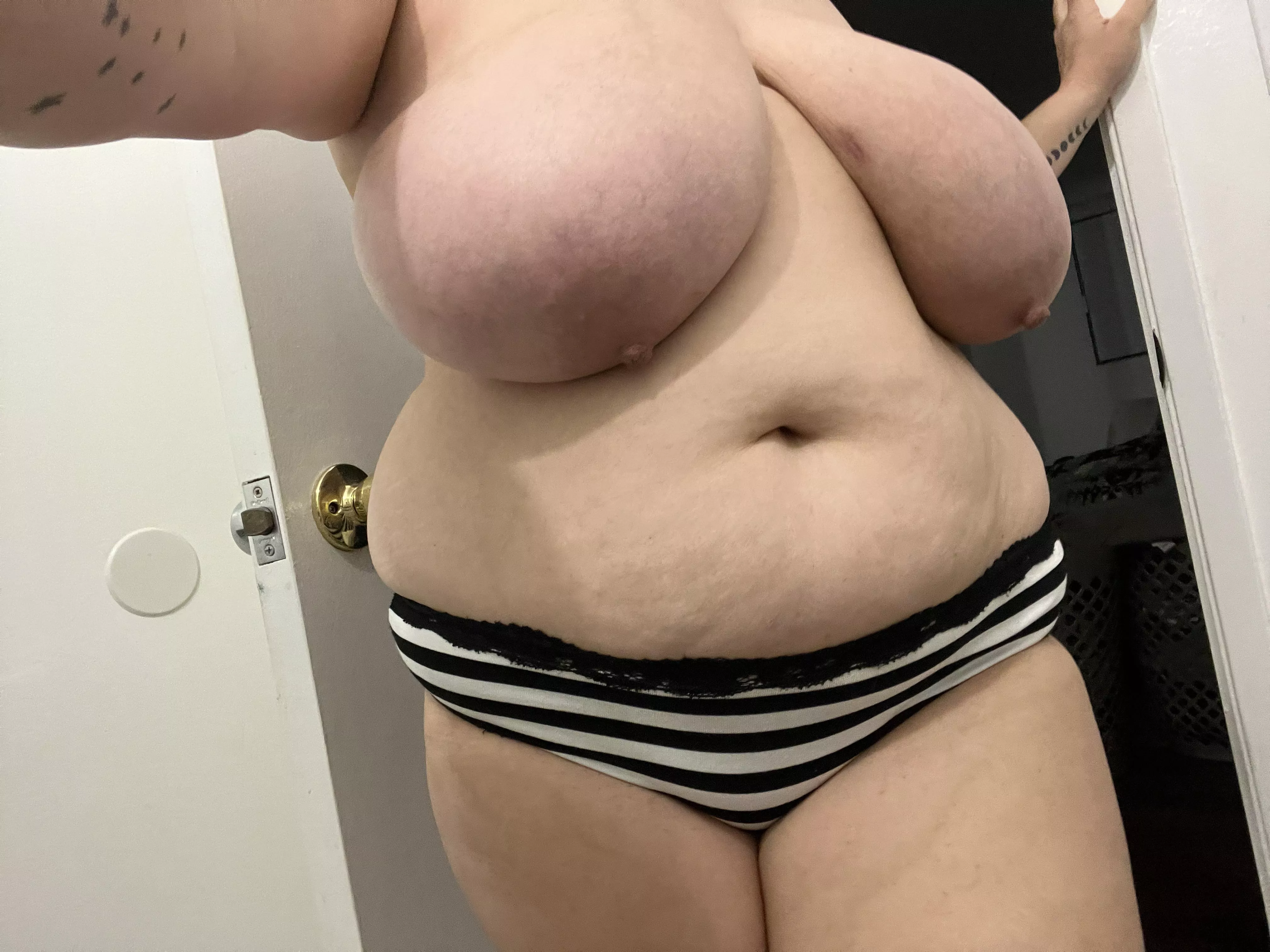 I’m a good cock warmer 