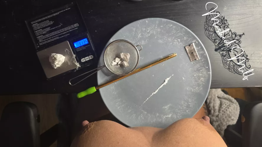 I'm ready for you, Daddy.... let's play. 