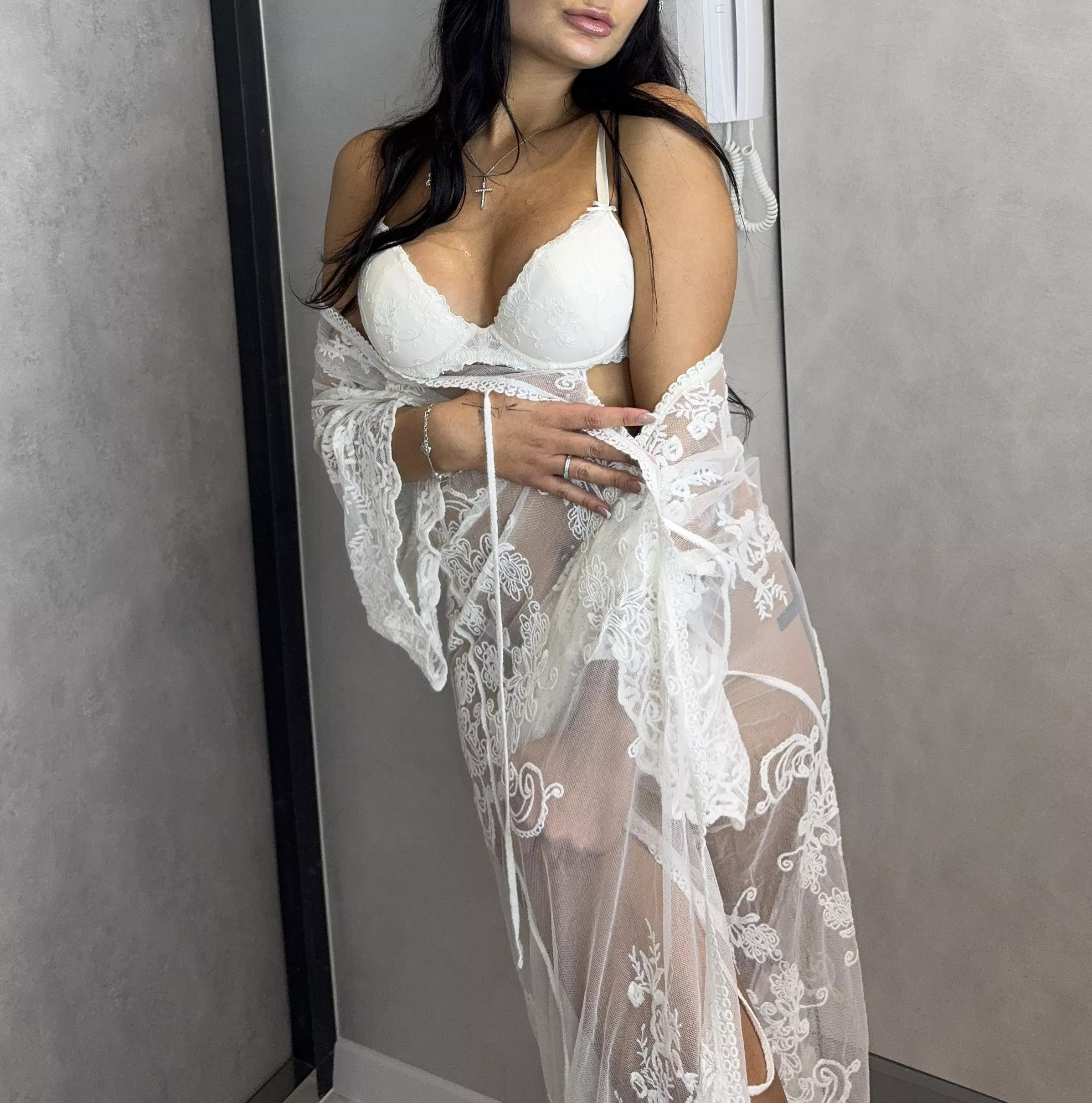 Just a horny brunette milf