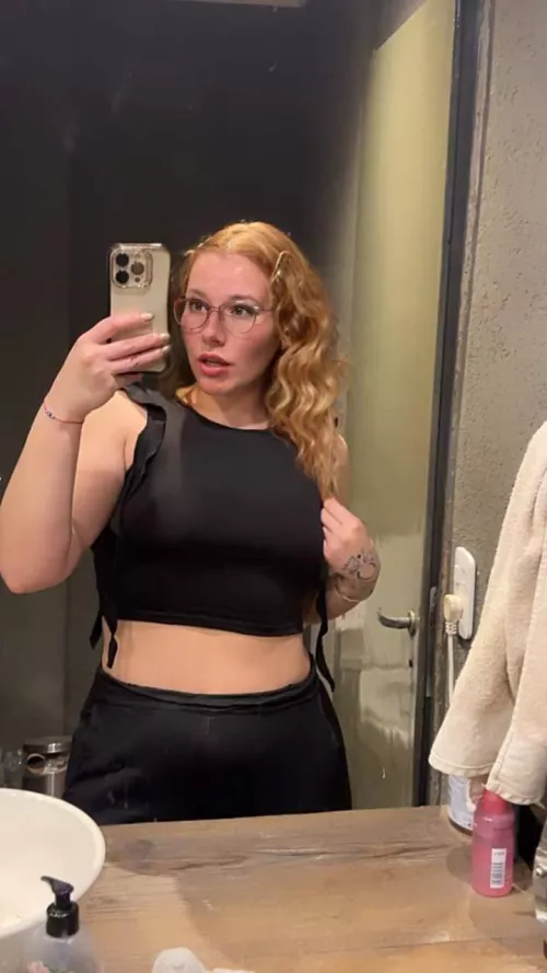 Just me trying to show myself off, do I look atleast half decent today or what?