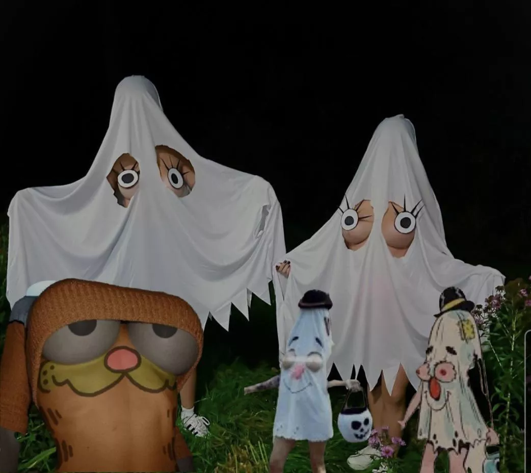Let's see all the Halloween costumes!!!! Bonus points if it's boob themed! 