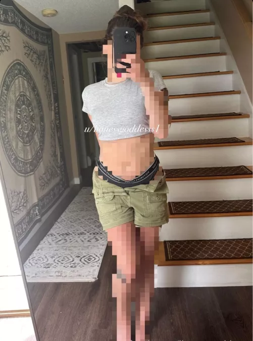 Lick your phone & bark 3 times loser.