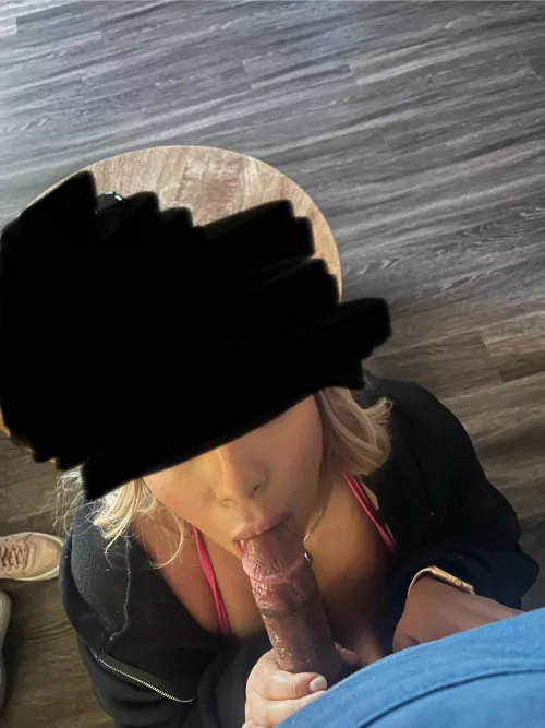 M looking for some good head