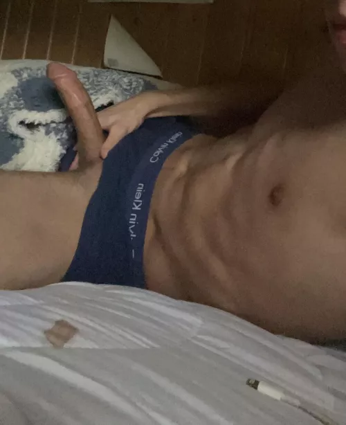 M4F any ladies wanna come over and ride my face and my cock or have some public fun?