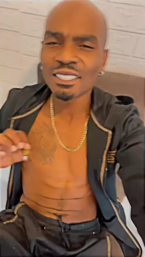 [M4F] hung attractive BBC