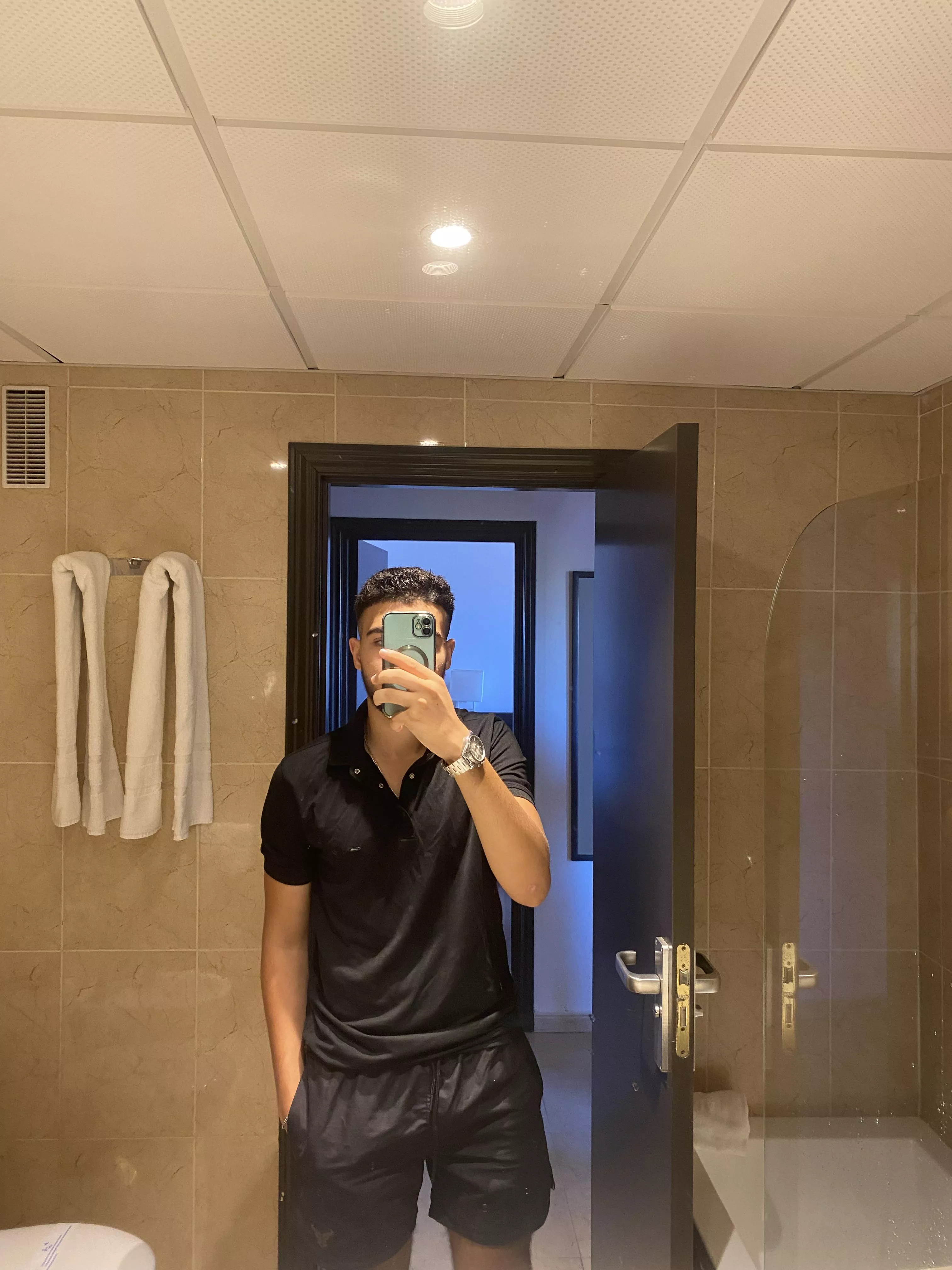 M4t am 22 looking for a trans girl