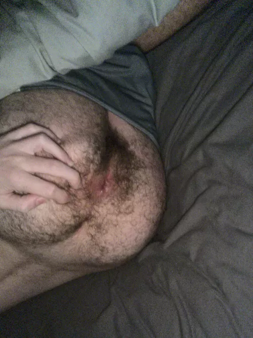 My pink hole need some tongue👅