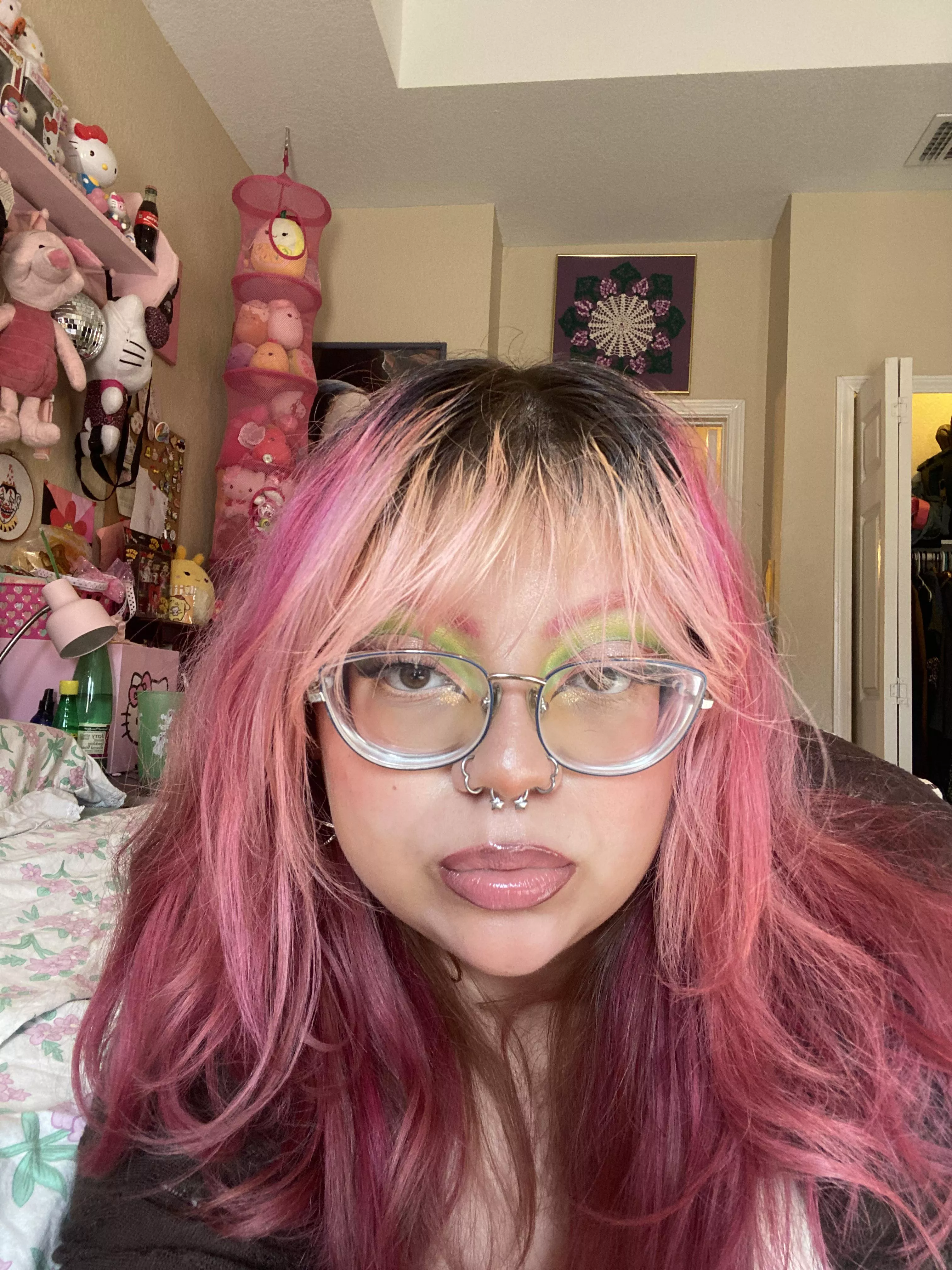 Need a new loser to fund my hello kitty addiction 