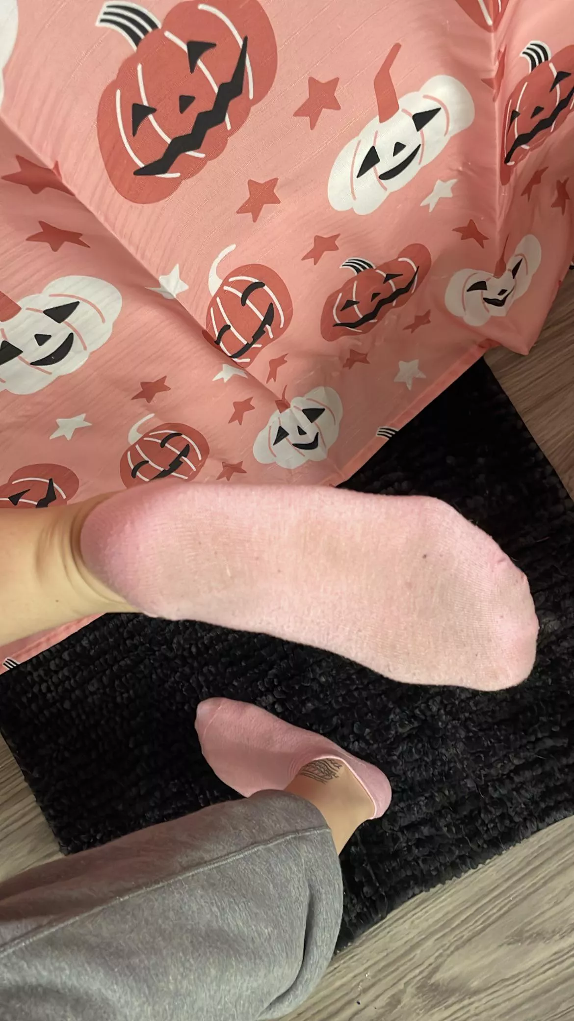 One sniff and you’ll be hooked 🖤