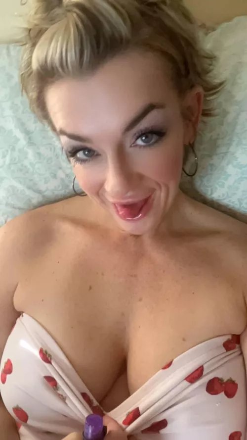 pov I just took it in all holes (43yo)