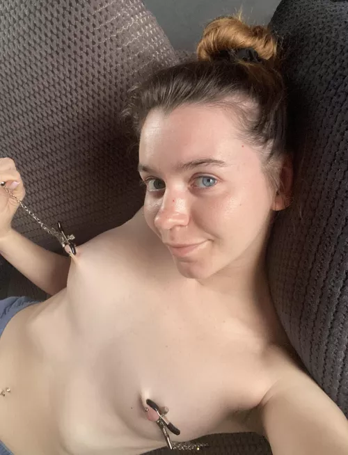 pull this chain to stretch my chest