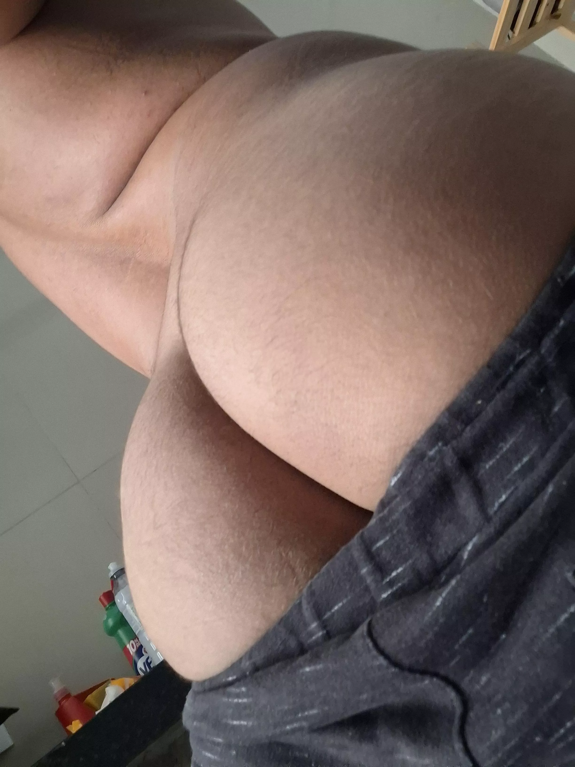 Que lindo dia pra ser puta de macho 