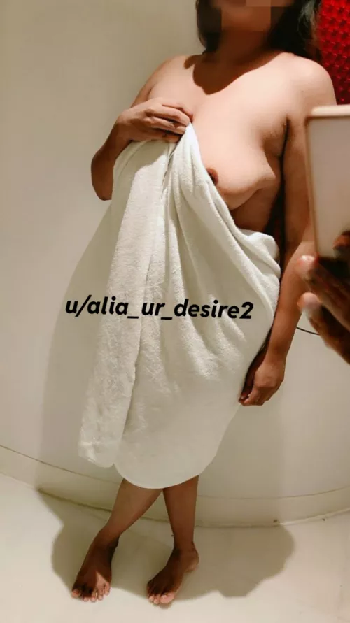 Room service guy👨‍💼cleaning room for too long and I know the reason 🪔Might give him Diwali bonus🍑