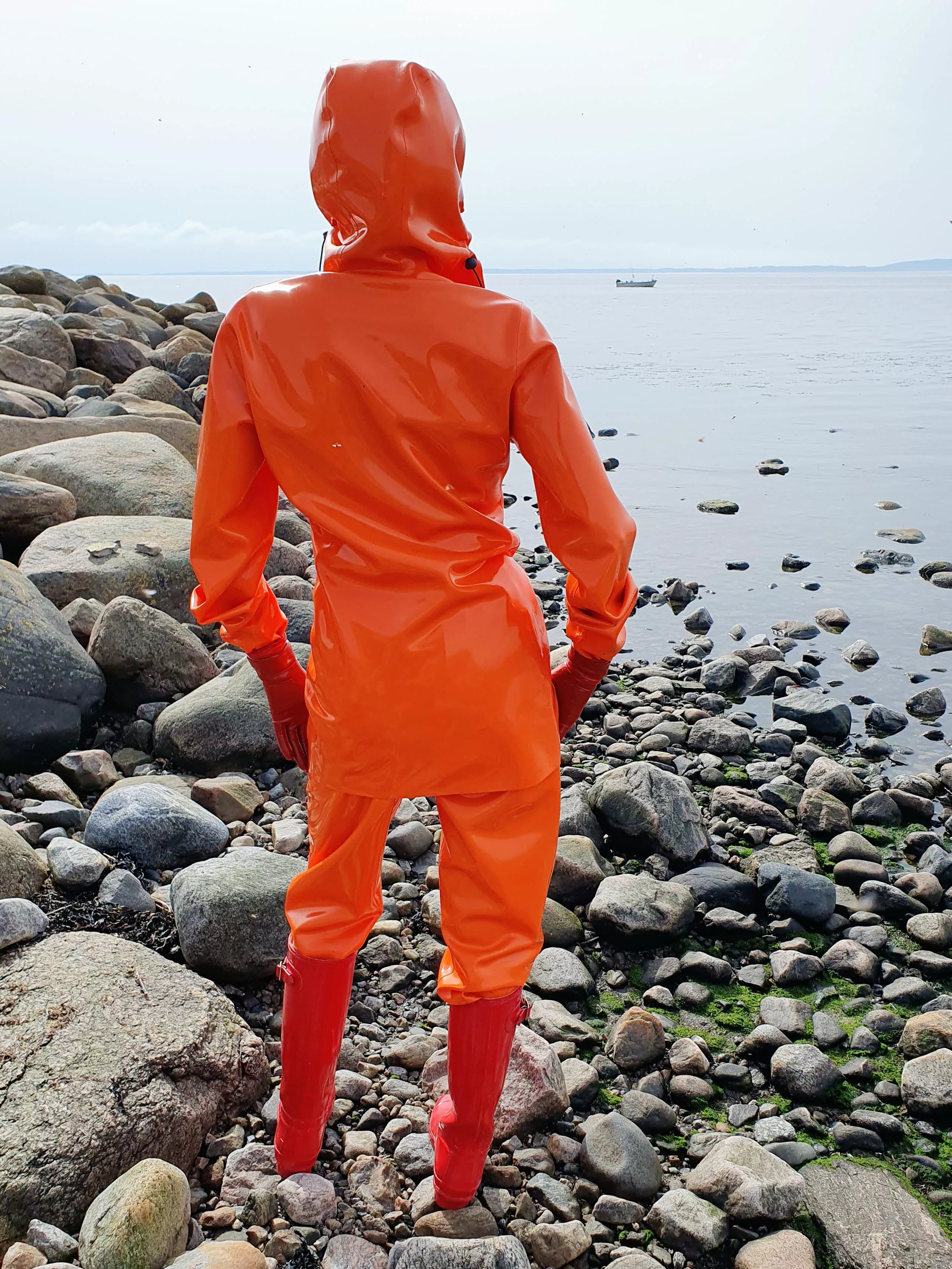 Rubber from top to toe!