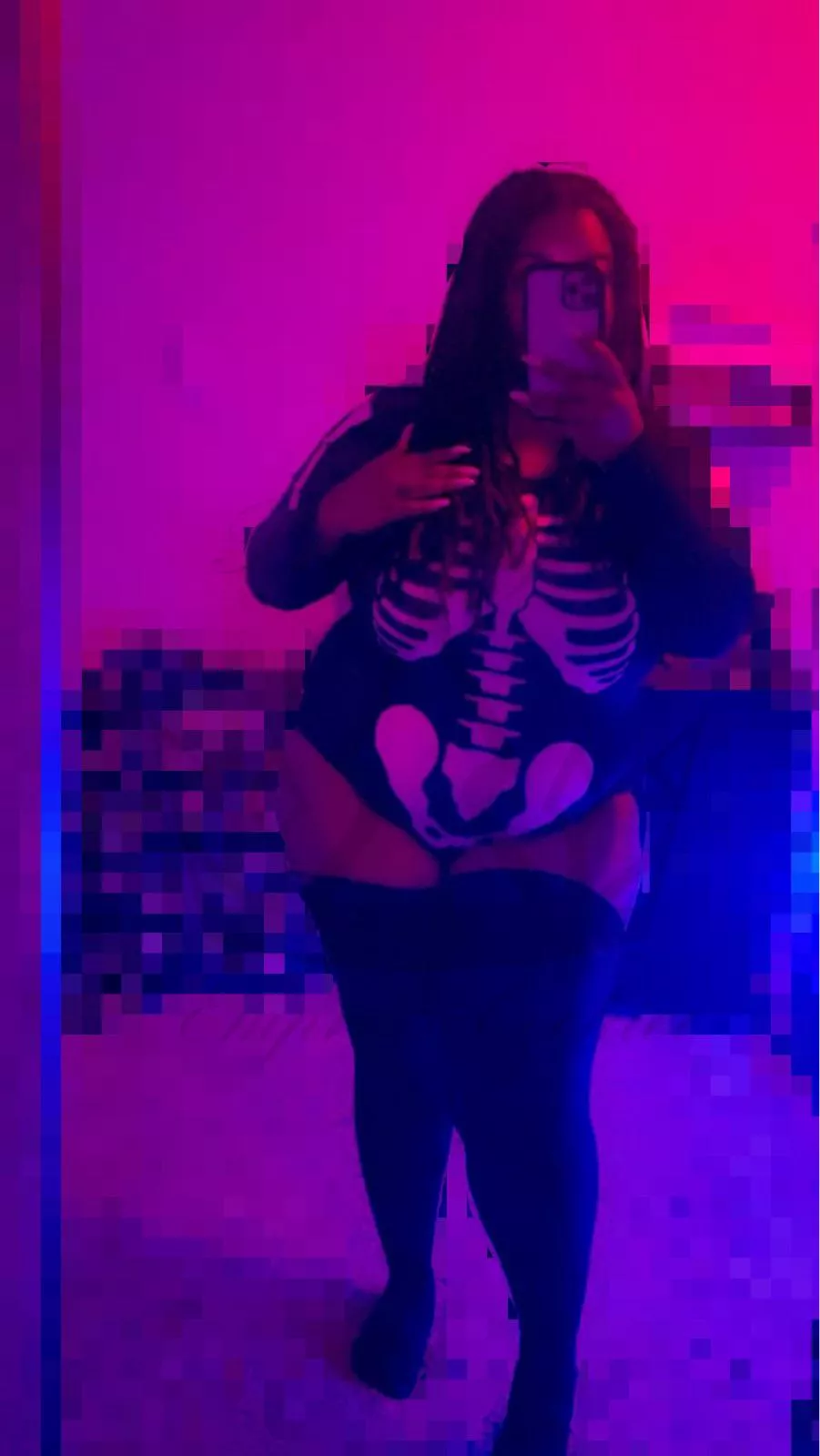 Skeletons don’t need hearts, but I’ll gladly take your wallet beta boii😈 Skeletons don’t need hearts, but I’ll gladly take your wallet beta boii😈