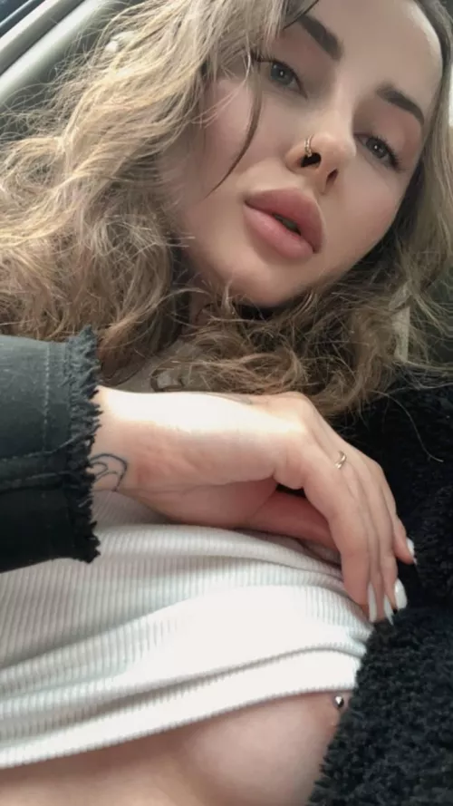 sneak peek of the boobies