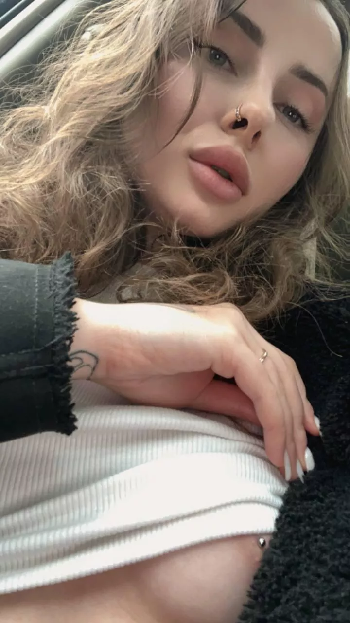 sneak peek of the boobies