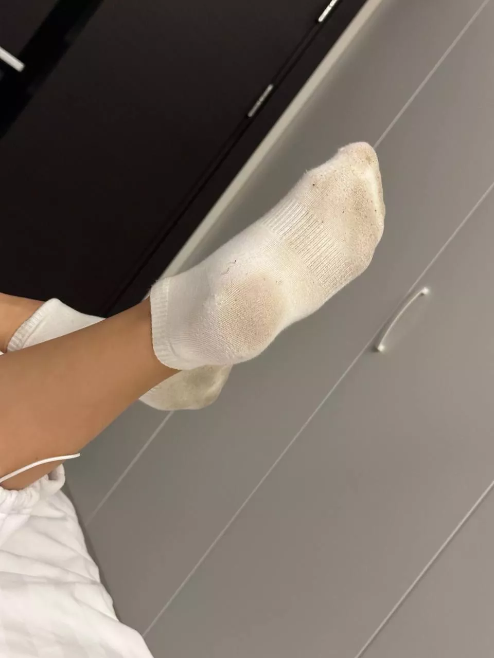 Sniff and worship my socks all over
