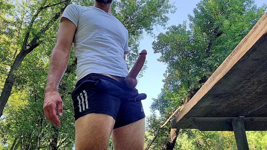 The wife hasn't sucked it in years so here I am, on the lookout for head from a random dude