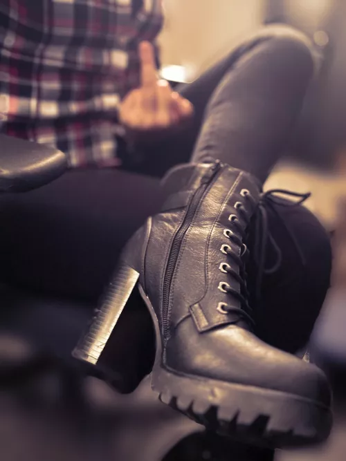 Trick or treat, smell my feet, give me something good to eat. 👻