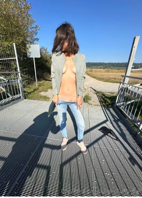 Whats underneath…panty, piercing or nothing (swiss milf)