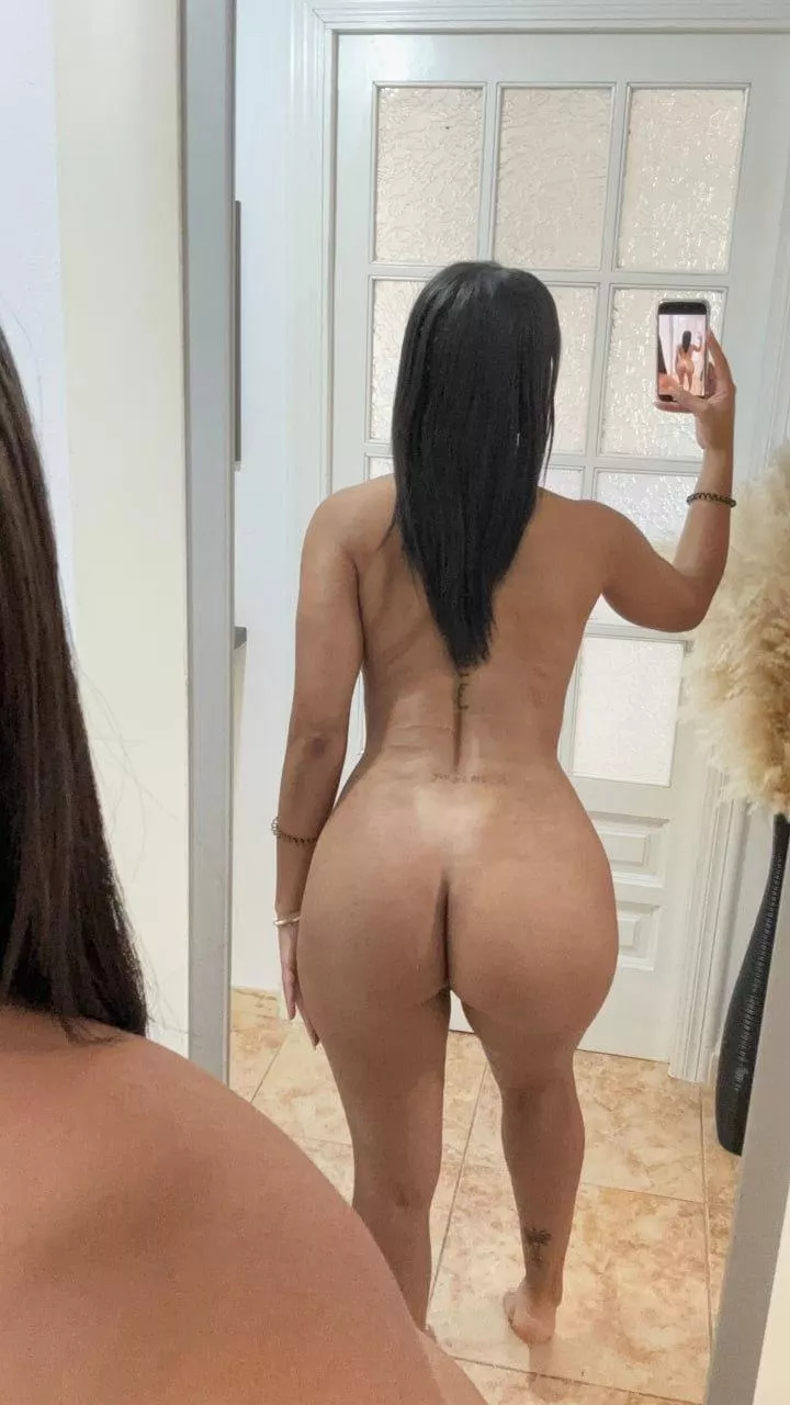 When you see my ass, what do you think of...