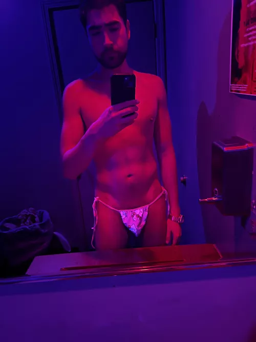 Who else is a hello kitty fan 