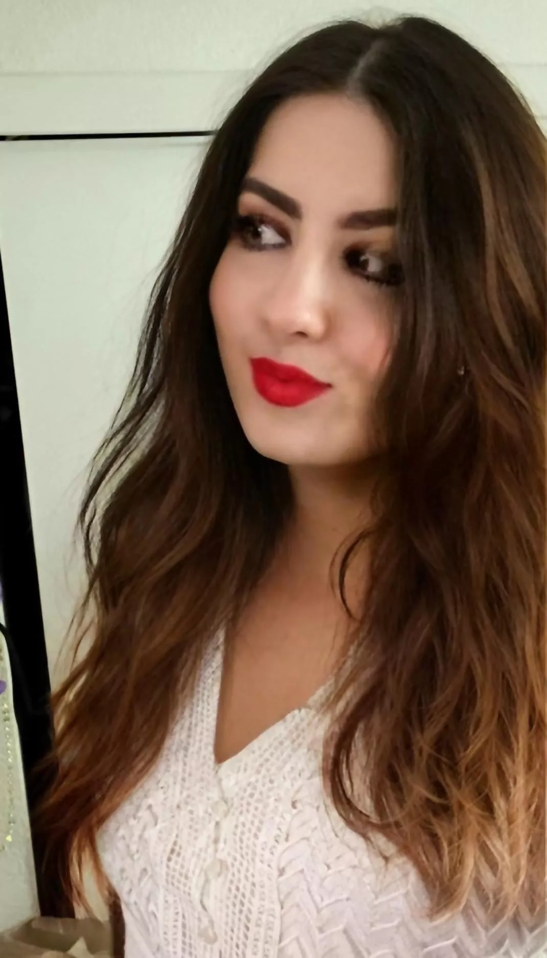 Who is the real sissy? Me? Or you pussies who tell me they’re jerking to me but don’t have the decency to trib?