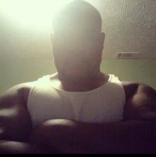  Who likes chubby muscles?