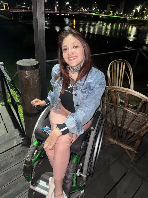 Would you date a girl in a wheelchair ? Incomplete spinal cord injury , C5 C6