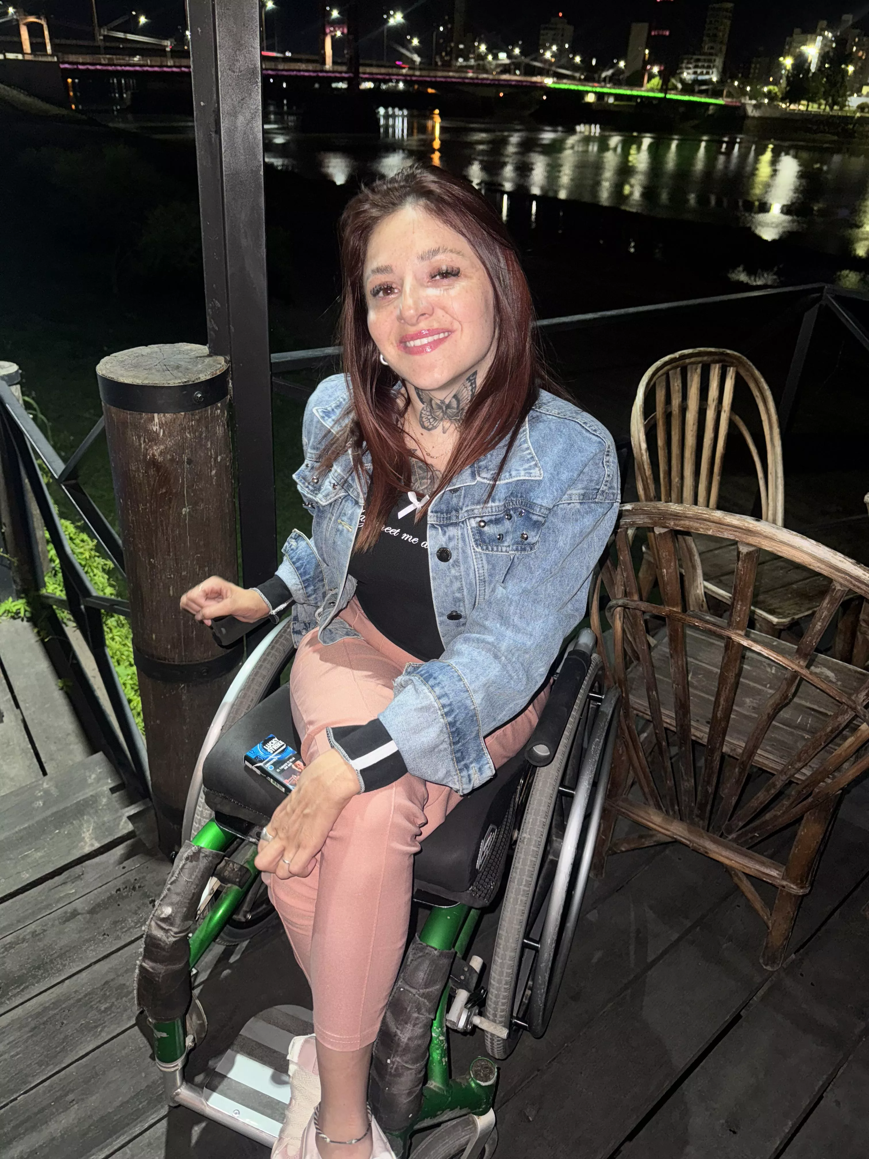 Would you date a girl in a wheelchair ? Incomplete spinal cord injury , C5 C6