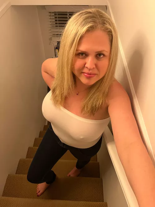 Yes boys, I love to be shared with other men