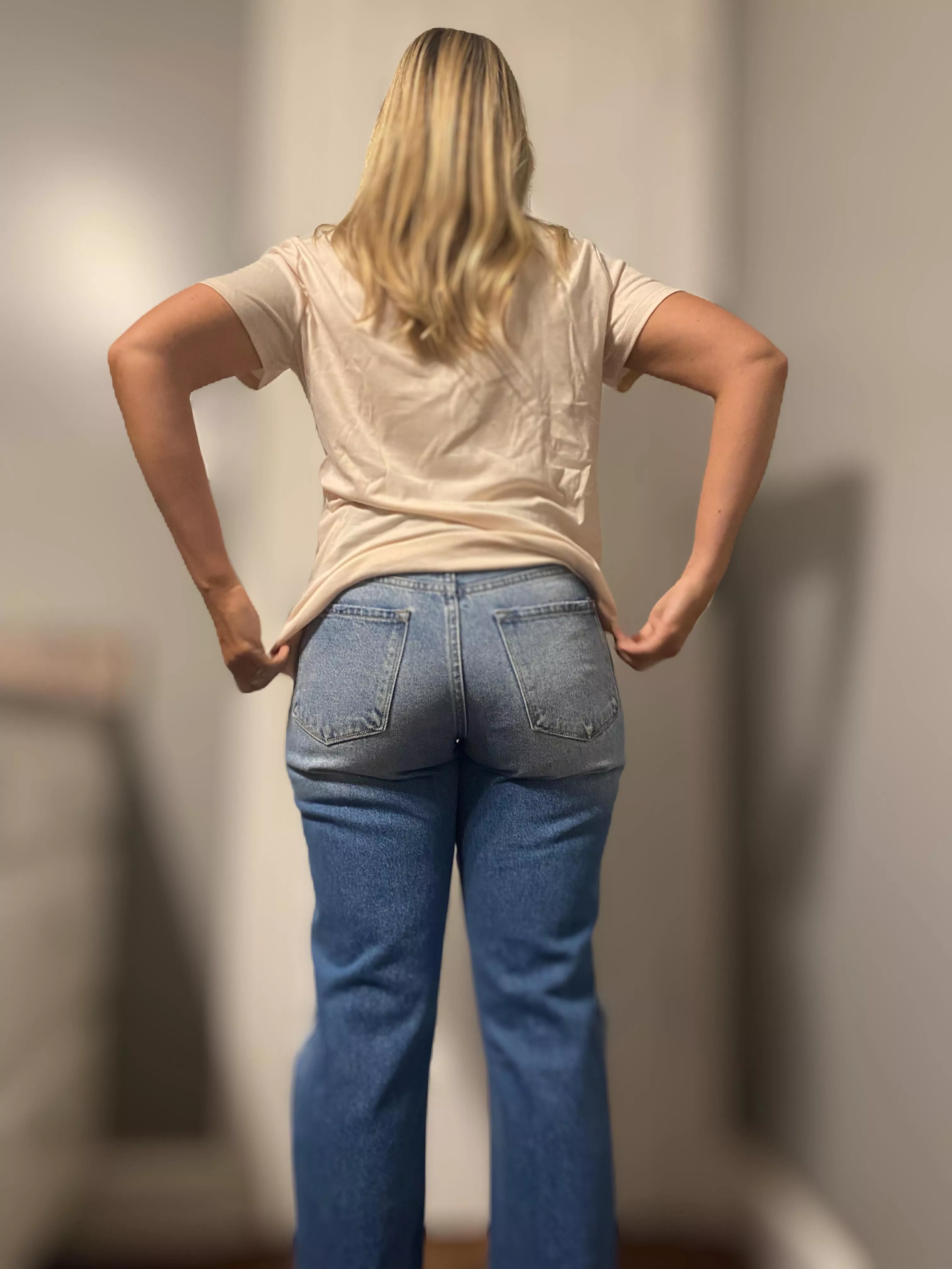 You friendly neighborhood milf